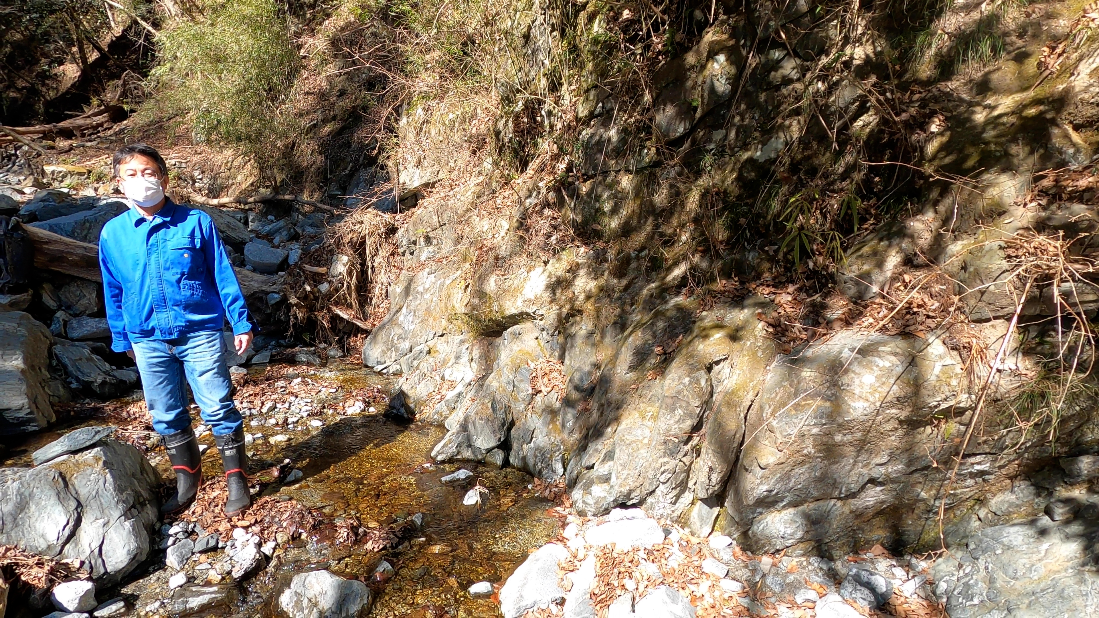 悪沢の角閃岩露頭 悪沢の角閃岩露頭