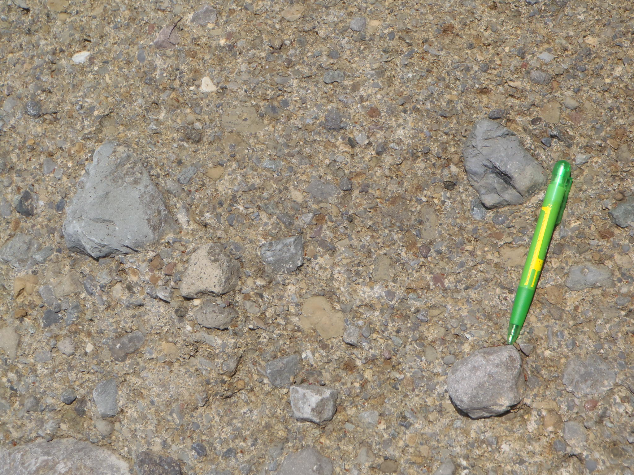 早川凝灰角礫岩層の拡大