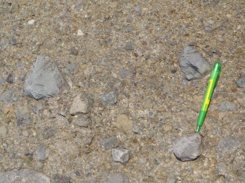 早川凝灰角礫岩層の拡大