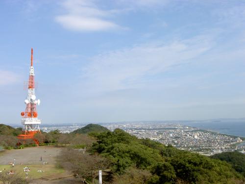 湘南平（千畳敷山）山頂の平坦面